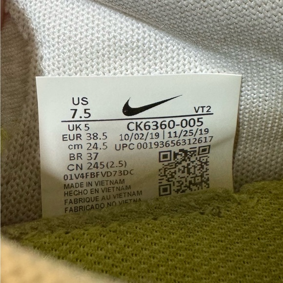 Nike Women's Renew Running shoes  Size 7.5 White/Pink/Orange/Yellow/Black - Picture 7 of 7